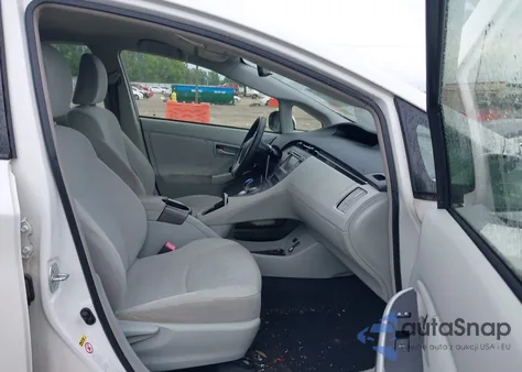 2013 Toyota Prius Three from USA, damaged, VIN JTDKN3DU5D5685825